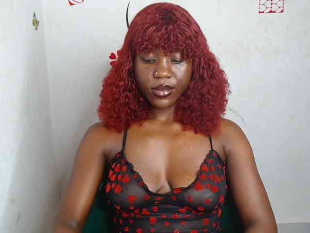 Nasty-petite webcam