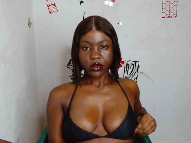 Nasty-petite webcam