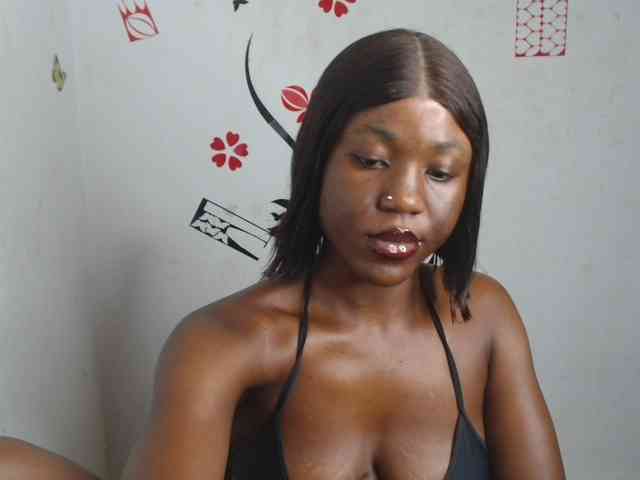 Nasty-petite webcam