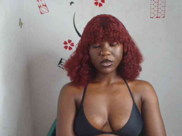 Nasty-petite webcam