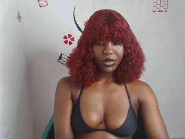 Nasty-petite webcam