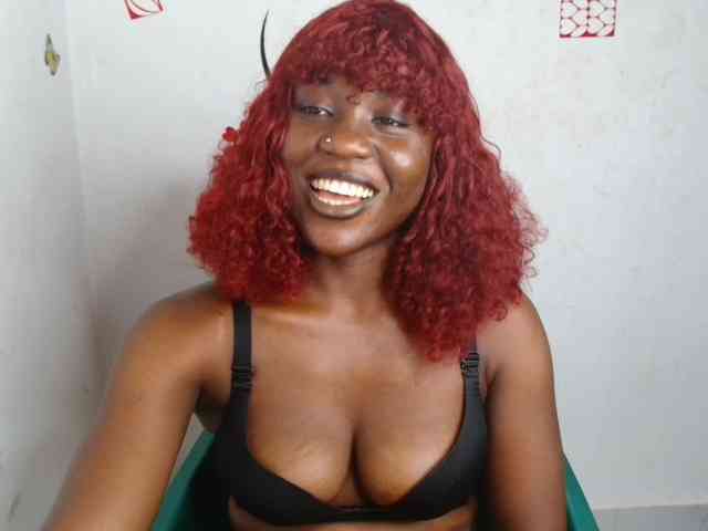 Nasty-petite webcam