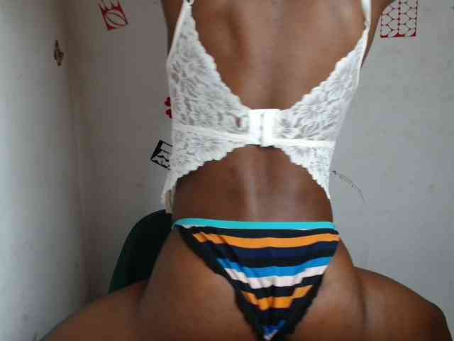 Nasty-petite webcam