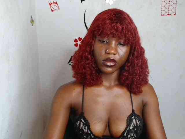 Nasty-petite webcam