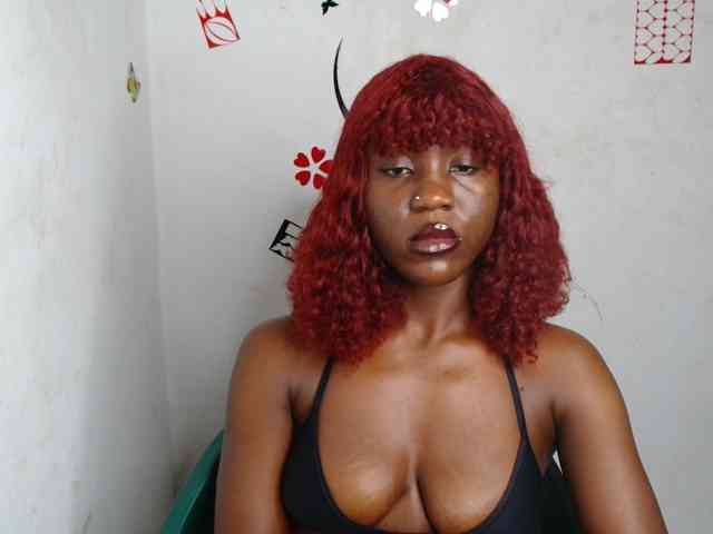 Nasty-petite webcam