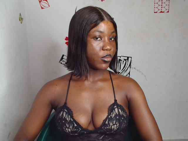 Nasty-petite webcam