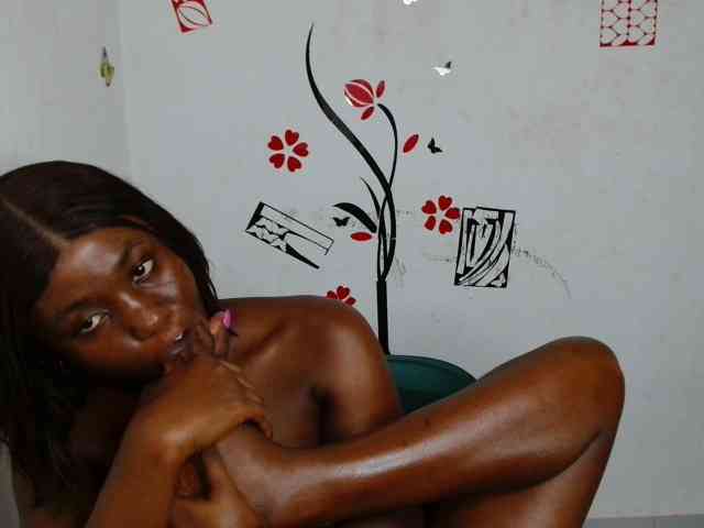 Nasty-petite webcam
