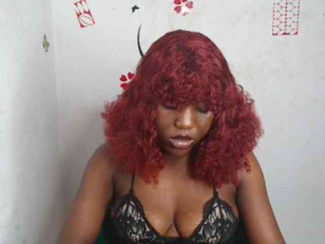 Nasty-petite webcam