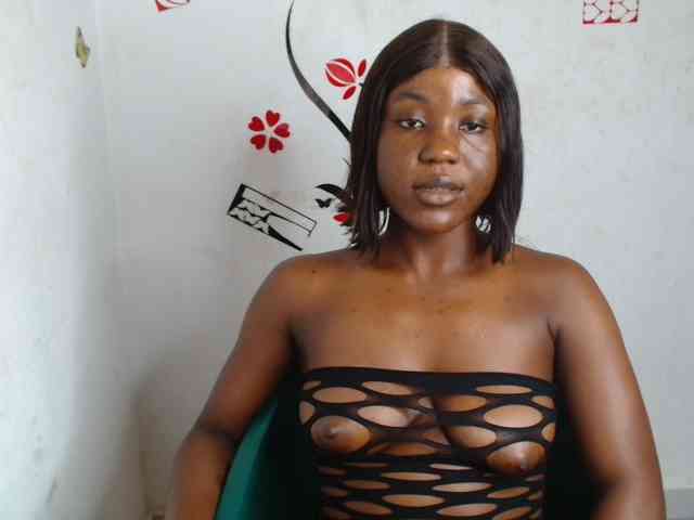Nasty-petite webcam