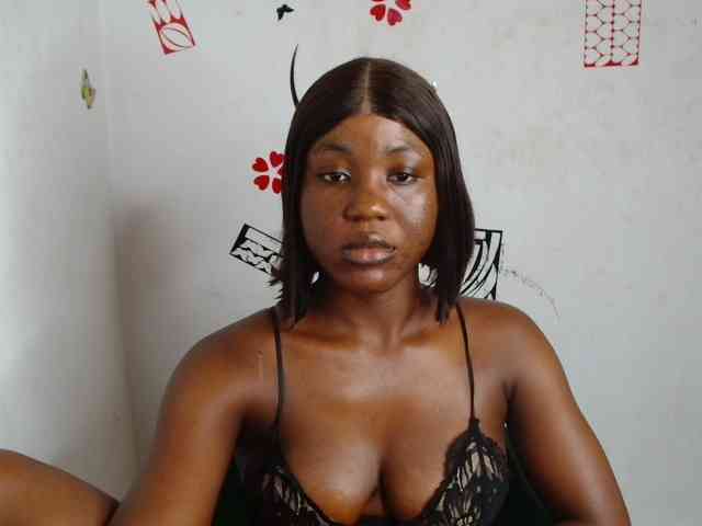 Nasty-petite webcam