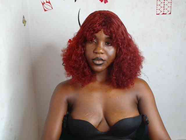 Nasty-petite webcam