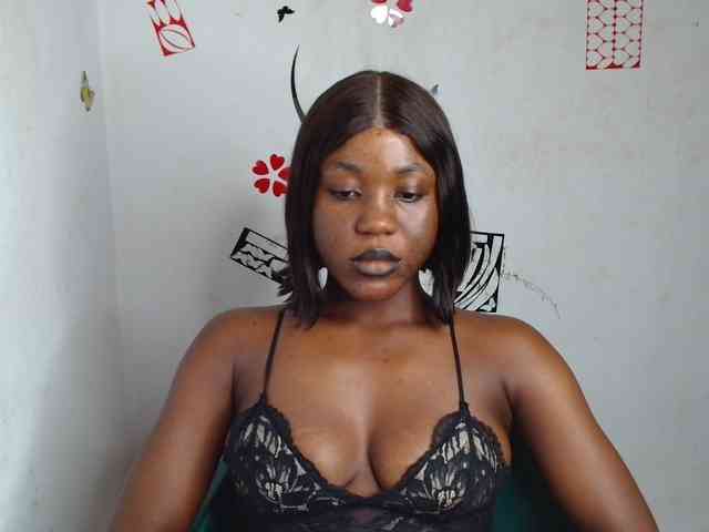 Nasty-petite webcam