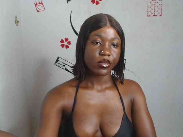 Nasty-petite webcam