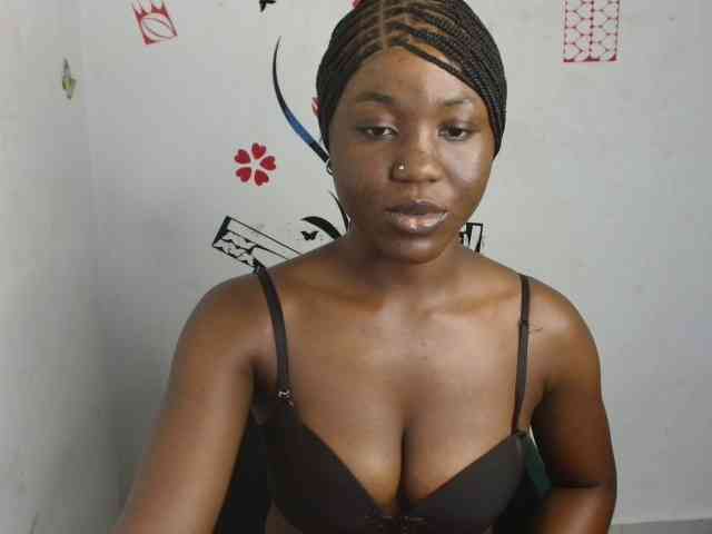 Nasty-petite webcam