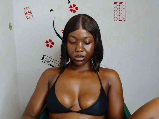 Modelo: Nasty-petite