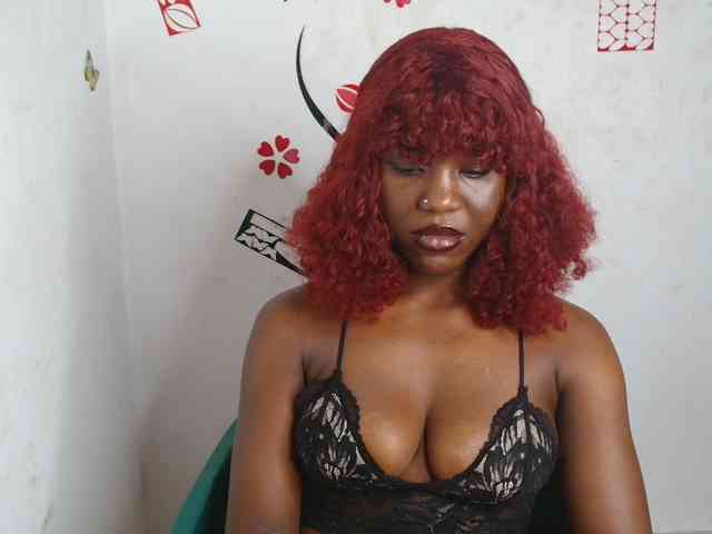 Nasty-petite webcam