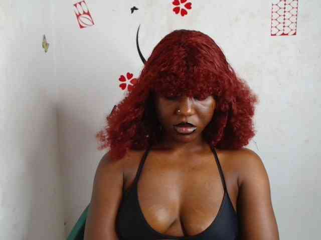 Nasty-petite webcam