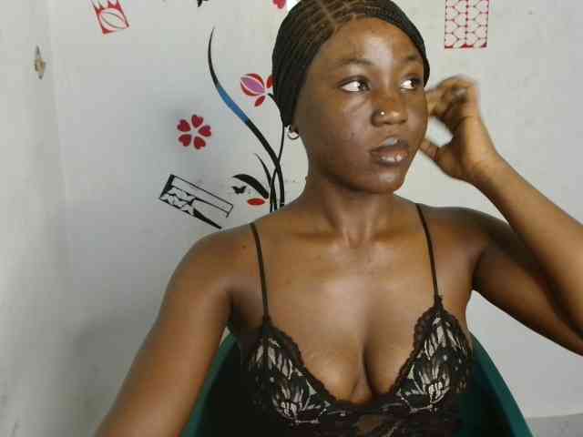 Nasty-petite webcam