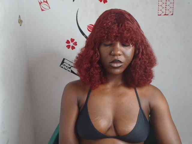 Nasty-petite webcam