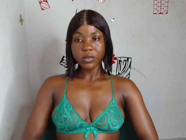Nasty-petite webcam