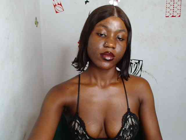 Nasty-petite webcam