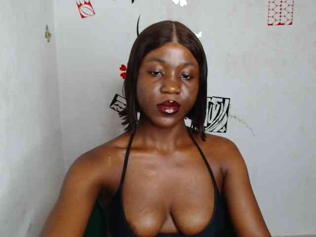 Nasty-petite webcam