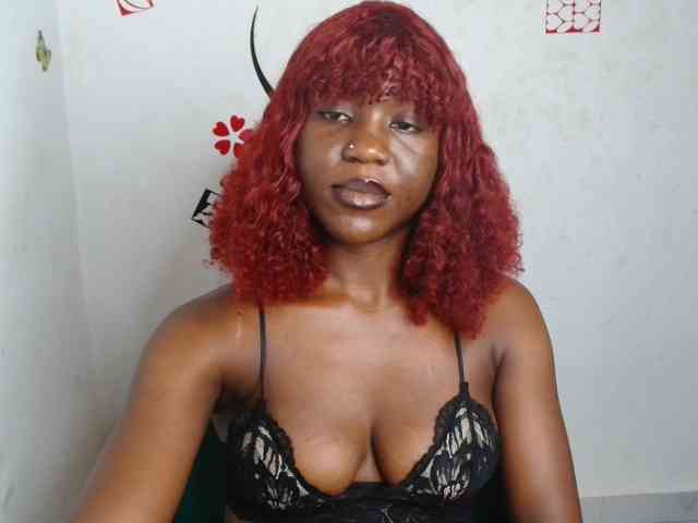 Nasty-petite webcam