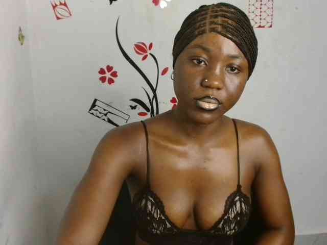 Nasty-petite webcam