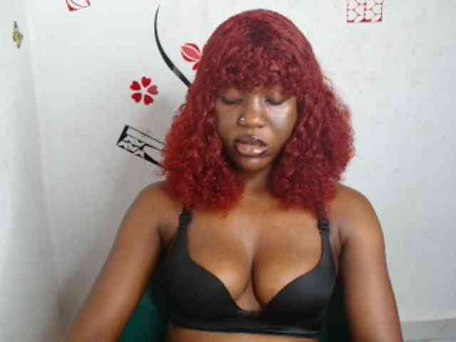 Nasty-petite webcam