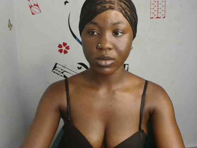 webcam striptease Nasty-petite