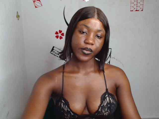 Nasty-petite webcam