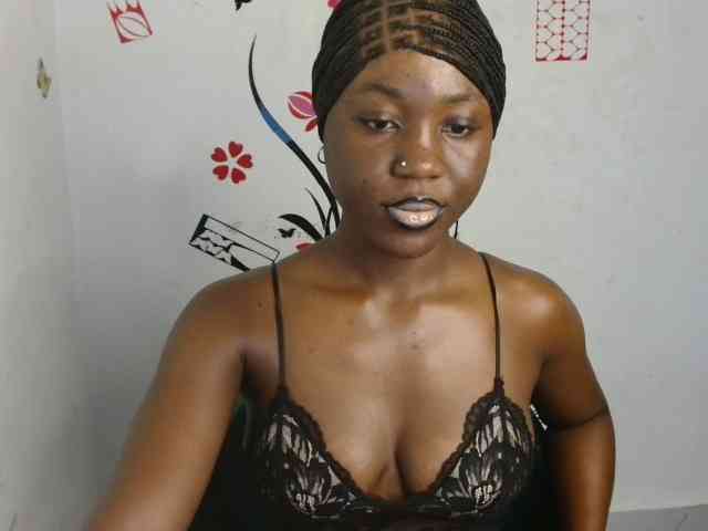 Nasty-petite webcam