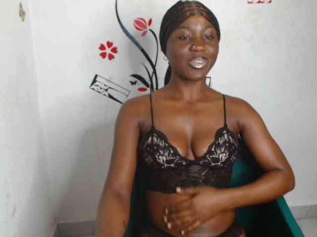 Nasty-petite webcam