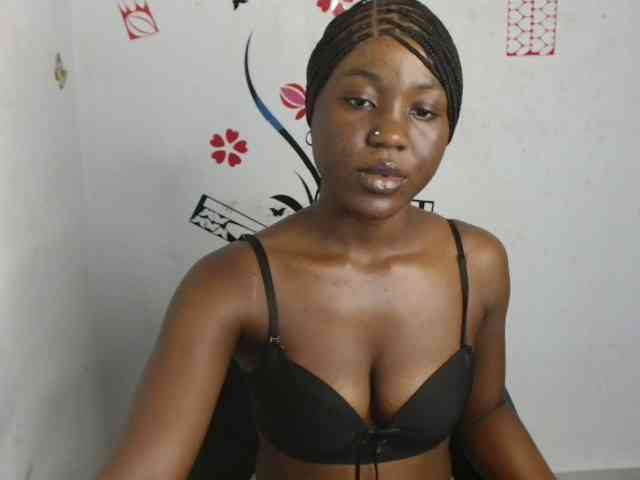 Nasty-petite webcam