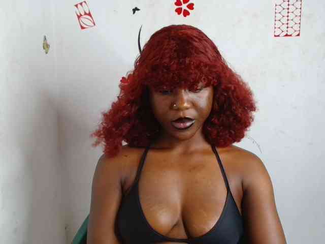 Nasty-petite webcam