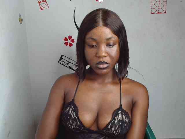 Nasty-petite webcam