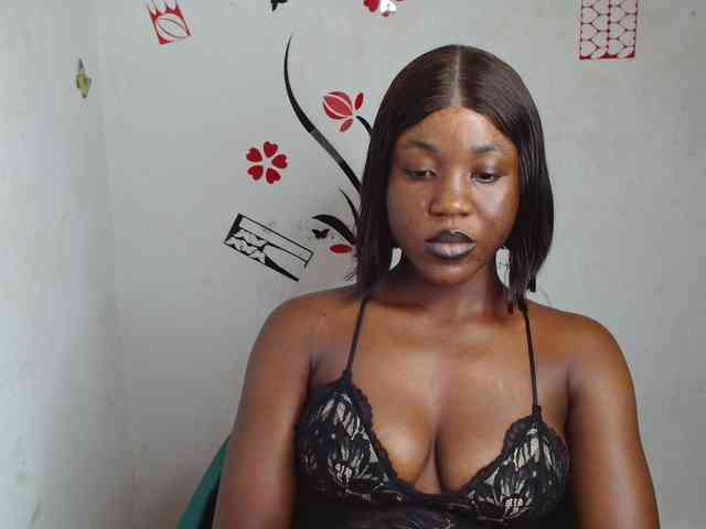 Nasty-petite webcam