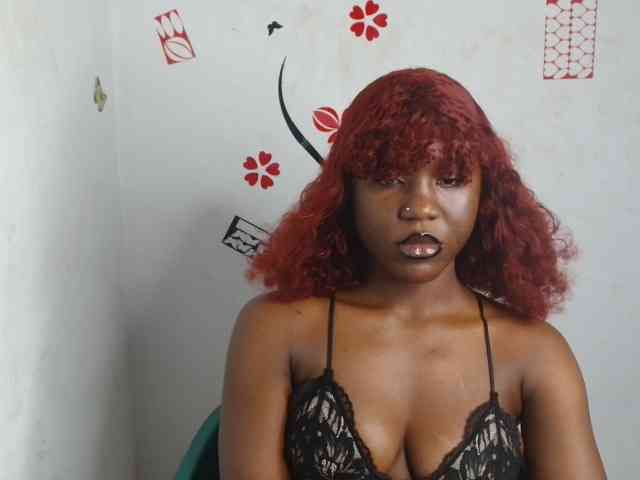 Nasty-petite webcam