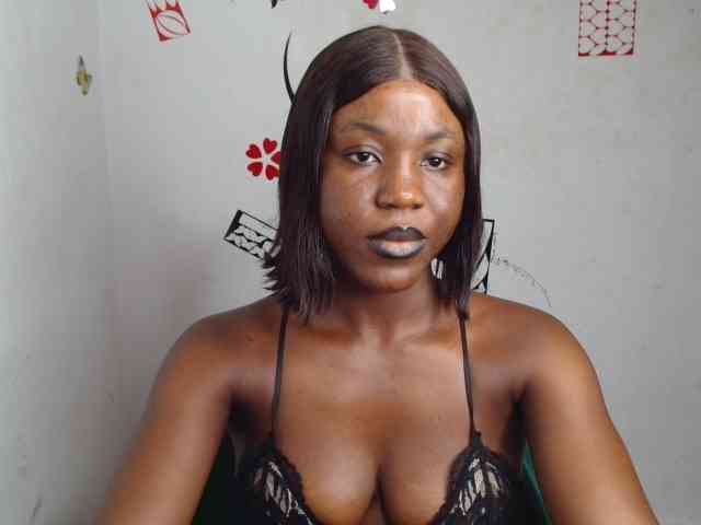 Nasty-petite webcam
