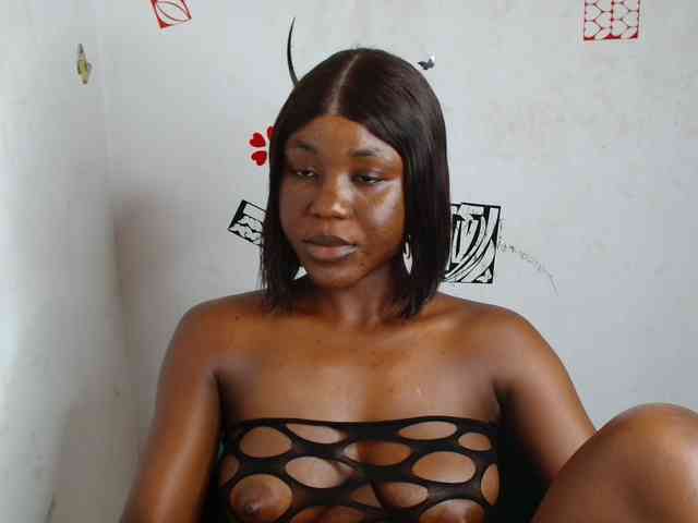 Nasty-petite webcam