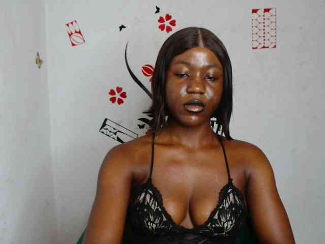 Nasty-petite webcam