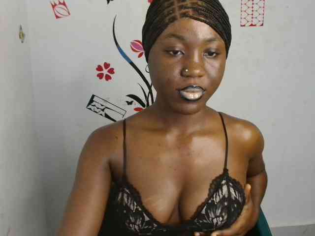 Nasty-petite webcam