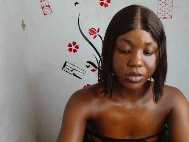 Nasty-petite webcam