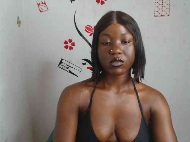 Nasty-petite webcam