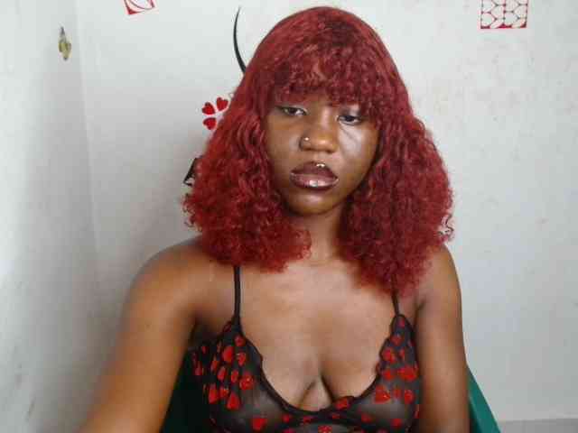 Nasty-petite webcam