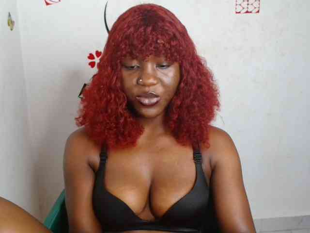 Nasty-petite webcam