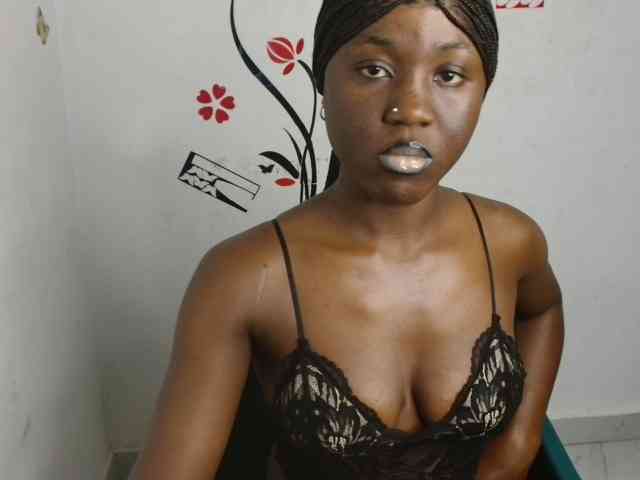 Nasty-petite webcam