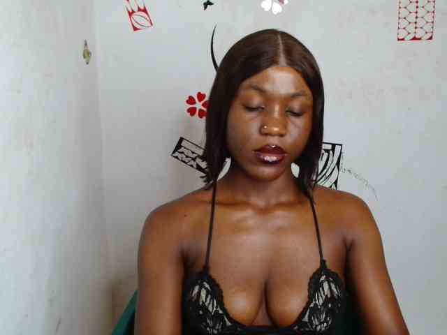 Nasty-petite webcam