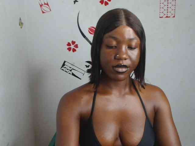Nasty-petite webcam