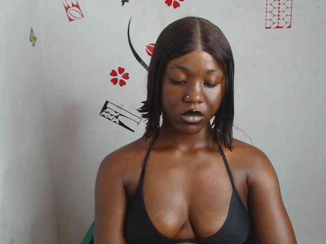 Nasty-petite webcam